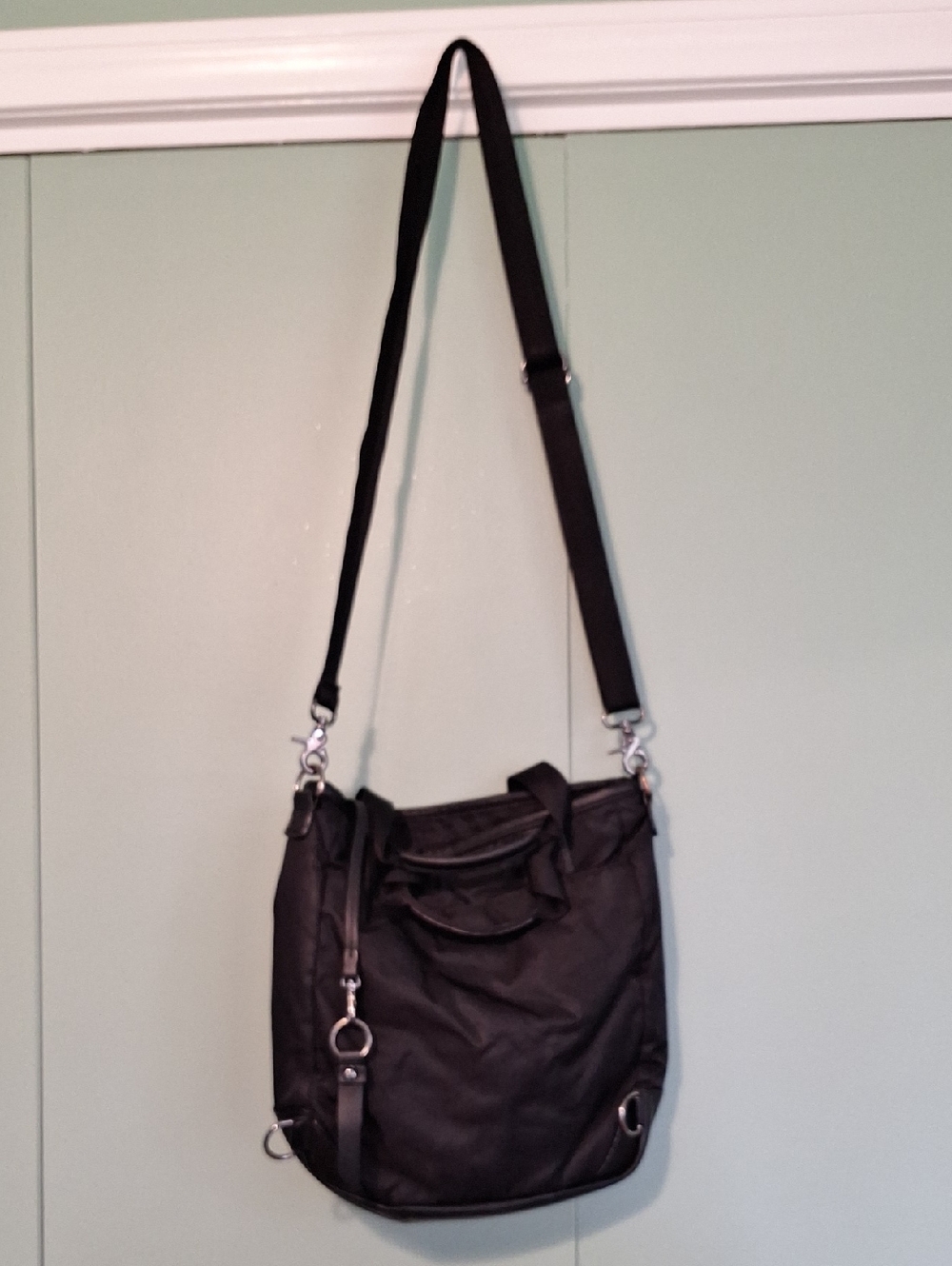 Lole Black Side Slung Purse - Picture 4 of 6